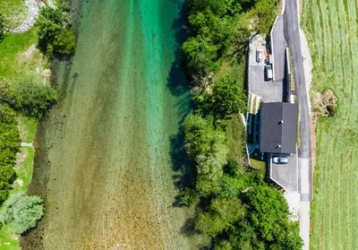 an aerial view of a road and a lake at APARTMAJI SILVA in Slappe dʼIdria