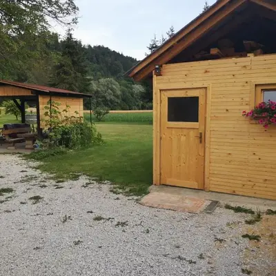 Hiška Zeleni raj