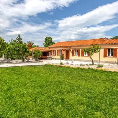 Amazing Home In Podgorje