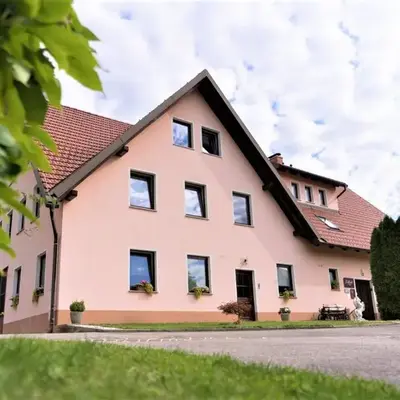 Kmetija Podobnik