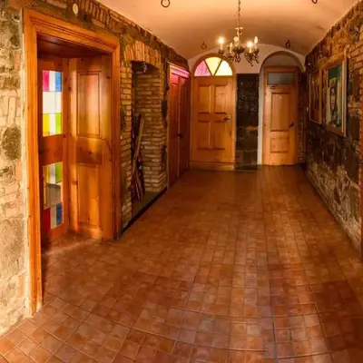 LAAS ART GALLERY