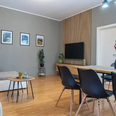 Old Town's Legend: City center condo with balcony