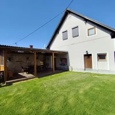 MaLu vintage house with garden