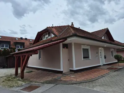 a small house with a red roof at Oddih v mirnem in zelenem okolju in Škofljica