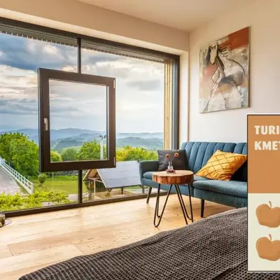 Tourist Farm HOTEL FROST