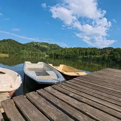 Slivnisko Jezero Hisa