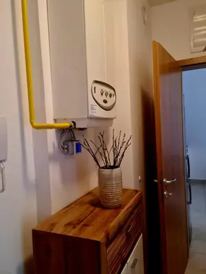 a room with aperature at Woodstone 6 in Pekre