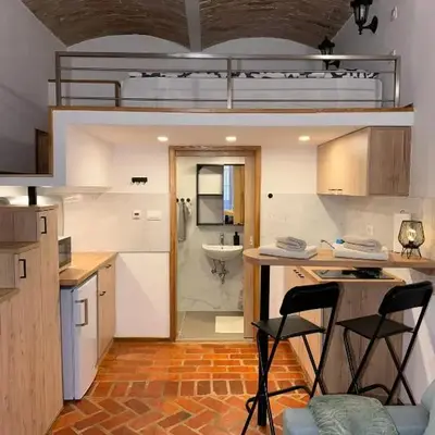 Zenroom Apartments