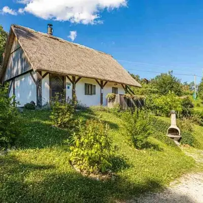 Vineyard Cottage Skatlar 2