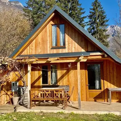 Sweet Bee Cottage