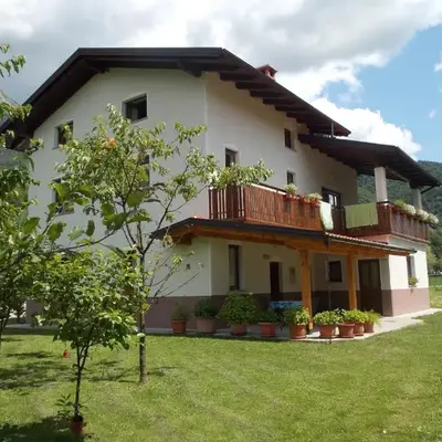 Apartment and Room Natasa