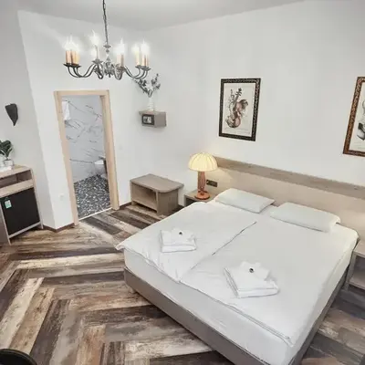 OH Apartments & Rooms