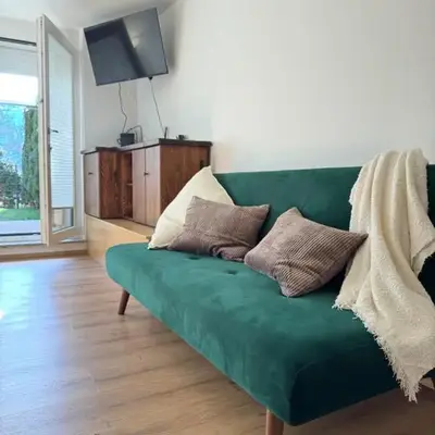 AlpNest with free parking