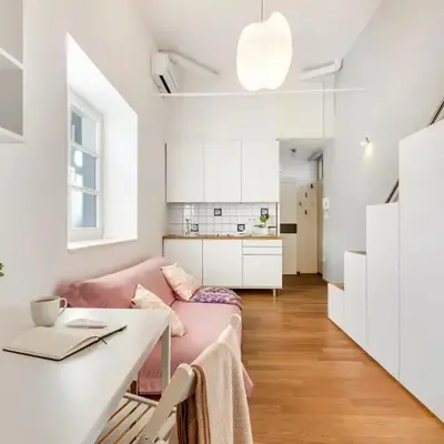 Modern studio apartment in the heart of old city