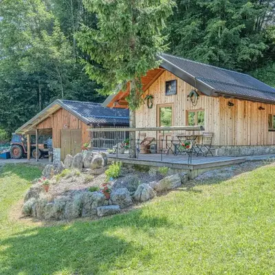 Enchanted Cosy Chalet Kalanka - Happy Rentals