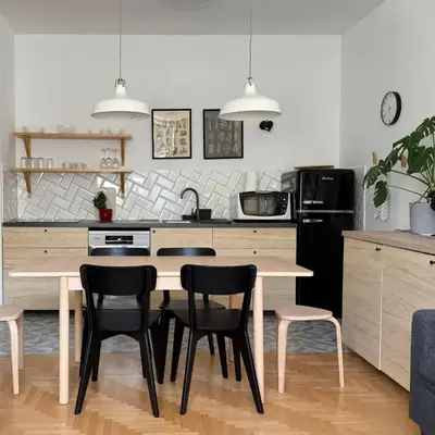 Aumetz Square Apartment 2