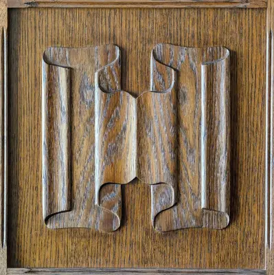 a wooden sign with the word mom written on it at Apartma Rustika in Bled