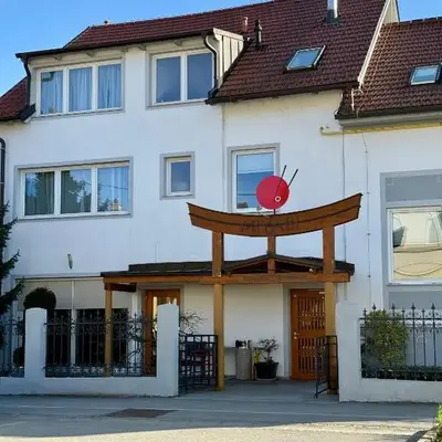 Apartma z dvema spalnicama in balkonom