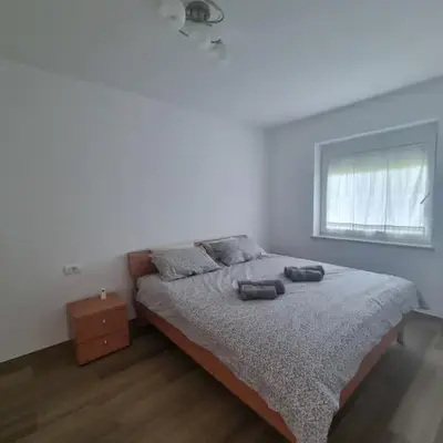 Vipava Valley Stay - Apartment Miki - With Patio