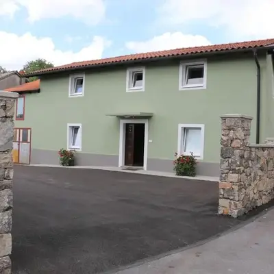 Apartmaji Lukovi