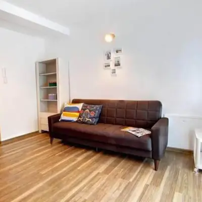 Stylish Retreat with BBQ and Modern Amenities near Terme - Three Bedroom Apartment