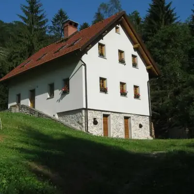 Holiday Home Geräumiges Ferienhaus inmitten der Natur by Interhome