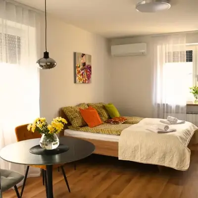 Ahat apartment