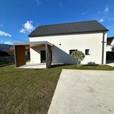 Lanina Estate