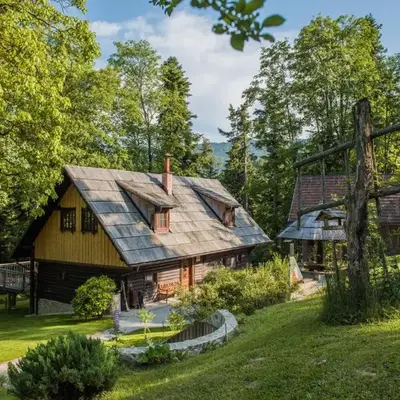 Počitniška hiša Koča Dobnik