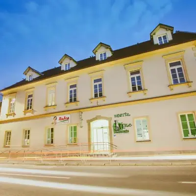 Hotel & Hostel Marenberg Radlje