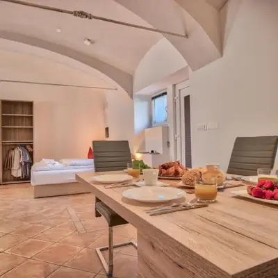 Apartment Pod velbi