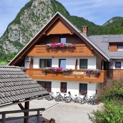 Apartmaji Mojca