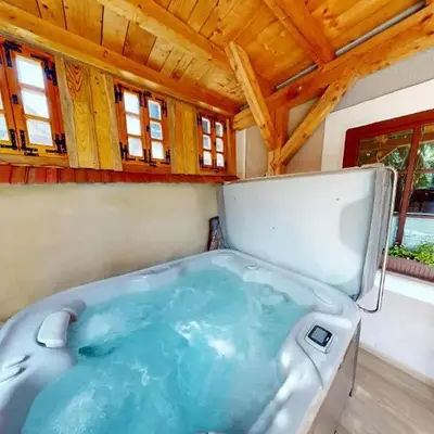 Resort Hisa Ida - Apartments with Hot Tub and Sauna