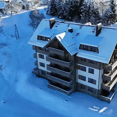 Lake Peak Apartments
