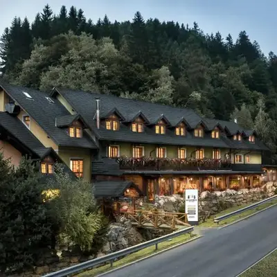 Hotel in restavracija Pod Roglo