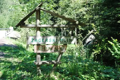 a sign that says ziegrist way and raspberry park at Studio ALPIKA in Luče