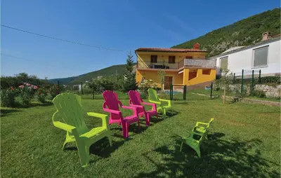 Gallery image of 4 Bedroom Beautiful Home In Crni Kal in Črni Kal