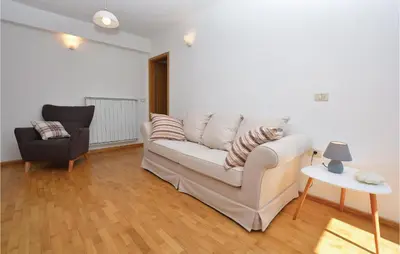 Gallery image of 4 Bedroom Beautiful Home In Crni Kal in Črni Kal