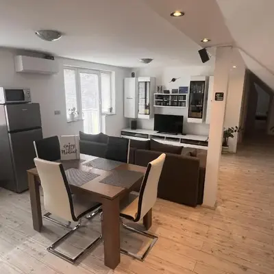 Ana`s place