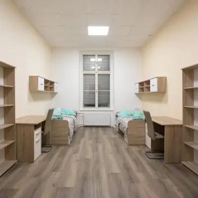 MINIDORM ROOMS IN HEART OF CITY CENTER