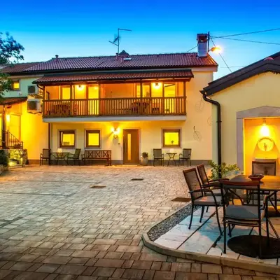 Zenja Apartments - Free Private Parking - Škocjan caves - Cozy garden