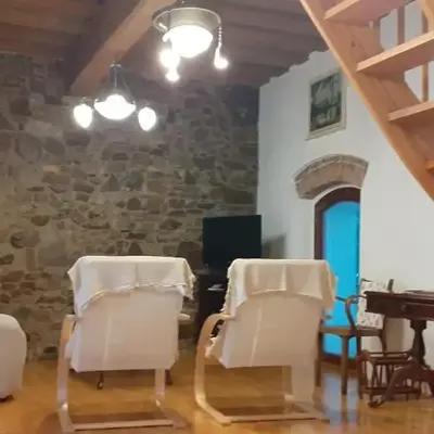 Lovely Old City-Center Apartment