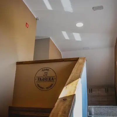 Ta Fabrika Restavracija