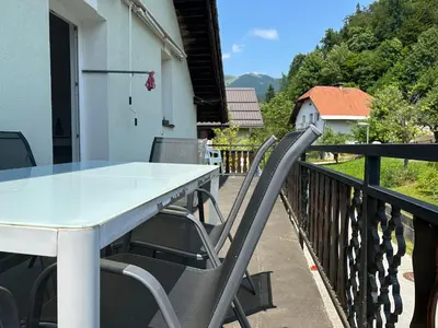 Gallery image of Apartma Rekar - a house, where you can relax in the embrace of nature in Jesenice
