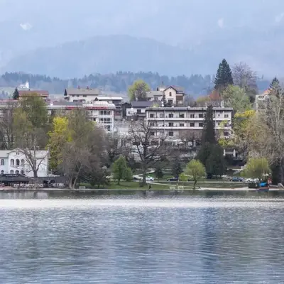 Lakefront Bled - Rooms & Apartments