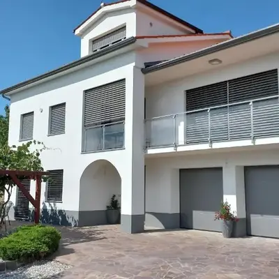 Apartma Nona Roža