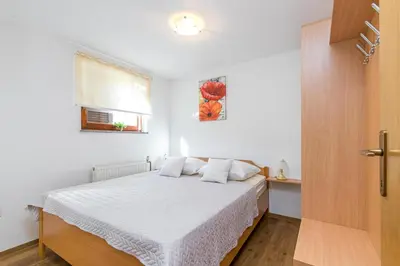 Gallery image of Vineyard Cottage Bahor - Happy Rentals in Črnomelj