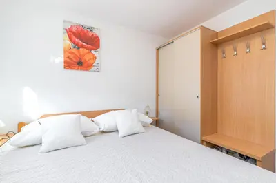 Gallery image of Vineyard Cottage Bahor - Happy Rentals in Črnomelj