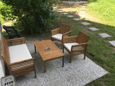 a group of three chairs and a coffee table at Bed&Breakfast Anž'k in Bled