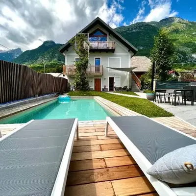 Emerald Valley Apartments
